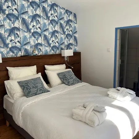 O Michel Panzió Saint-Michel-de-Maurienne